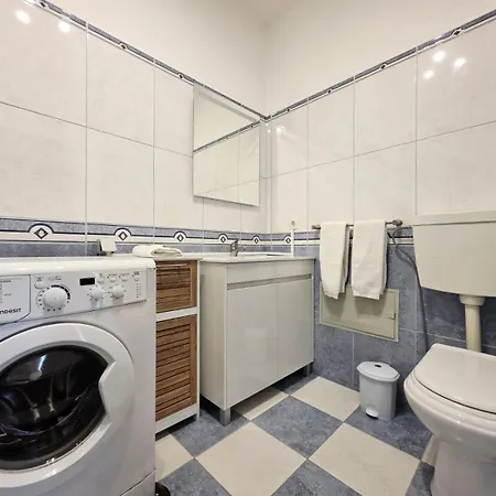 Blue Ship * فونشال